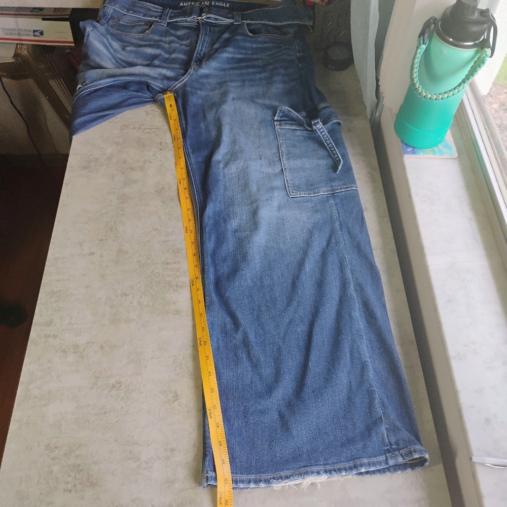 American Eagle Jeans Super High Rise Baggy Wide Leg Cargo Jeans - Picture 11 of 13